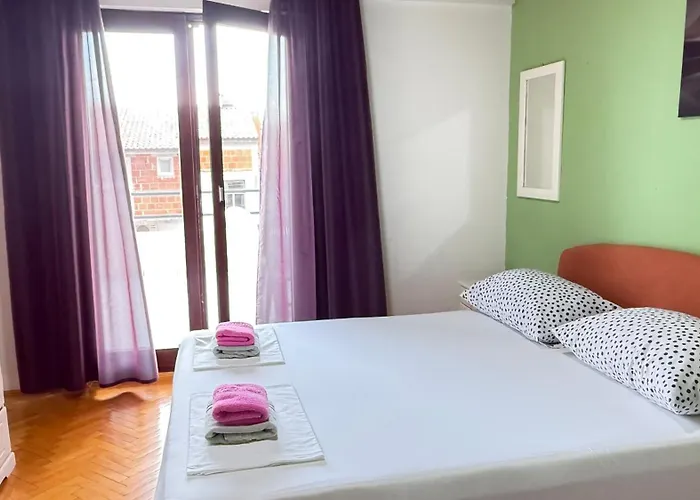 Kuba 马卡尔斯卡