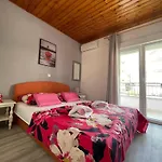 Kuba 3* Makarska